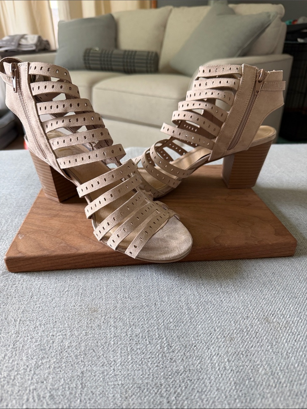 Strappy Cutout Block Heel Sandals - Nude Suede